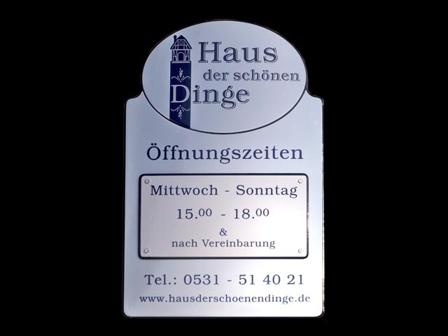 Firmenschild-Haus