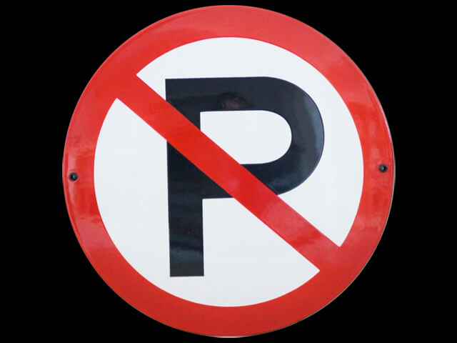 Emailleschild Parkverbot