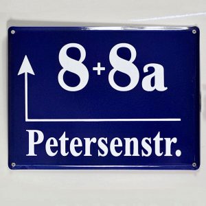 Muenchner-Hausnummer-in-Email-40x30cm
